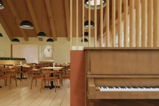 Intérieur salle à manger moderne en bois avec piano droit